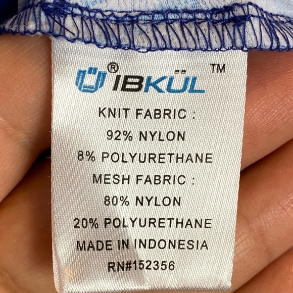 IBKUL Print Long Sleeve Mock Neck Top – long sleeve size XS - Picture 6 of 6